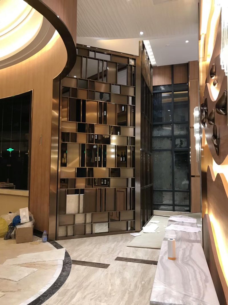 不锈钢装饰选购指南:打造美观与耐用并存的艺术品