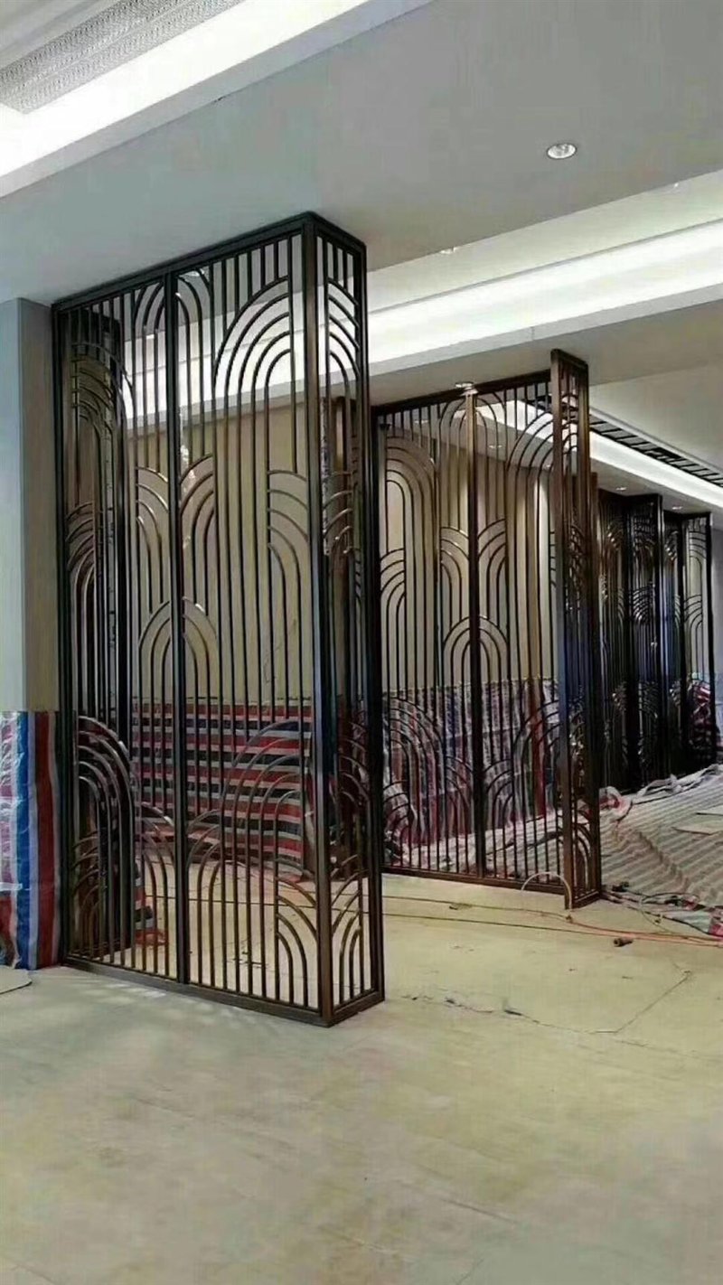 不锈钢屏风在现代办公空间中的应用与创新